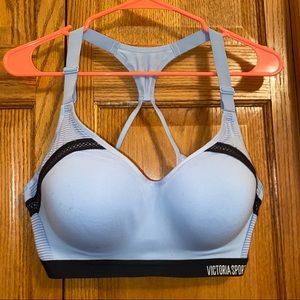 victoria secret sports bra 36D